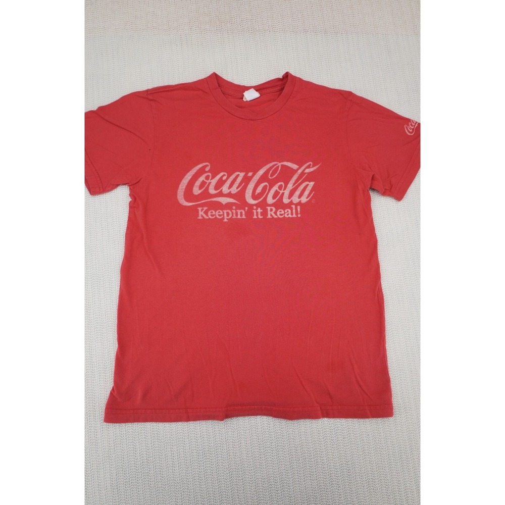Coca Cola Shirt Adult‎ Mens Medium Red Spellout Logo Graphic Short Sleeve USA